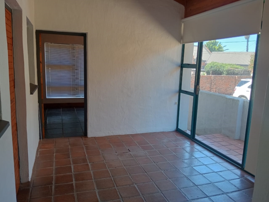 To Let 4 Bedroom Property for Rent in C Place Eastern Cape